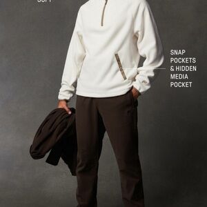 Fabletics The Pine City half zip- size small - set of 2: Bone and Geo Fairisle